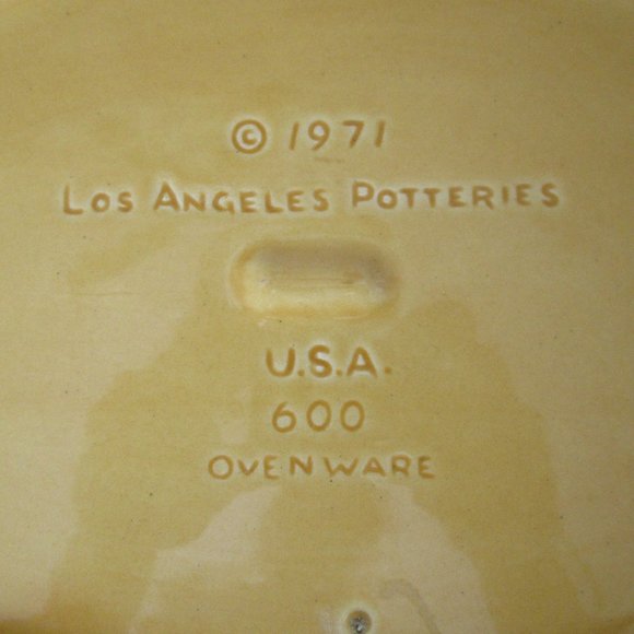 Vintage Los Angeles Potteries Ovenware oval baking dish - Picture 3 of 4
